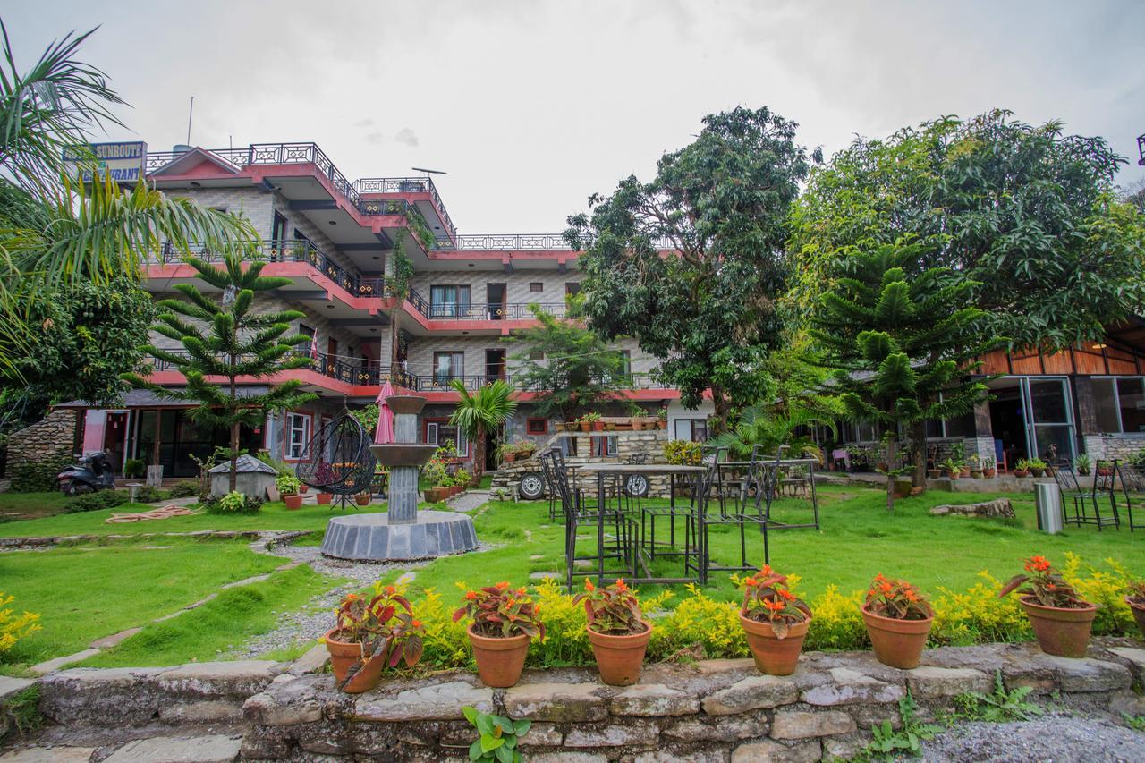 Hotel Glory Garden Pokhara Buitenkant foto