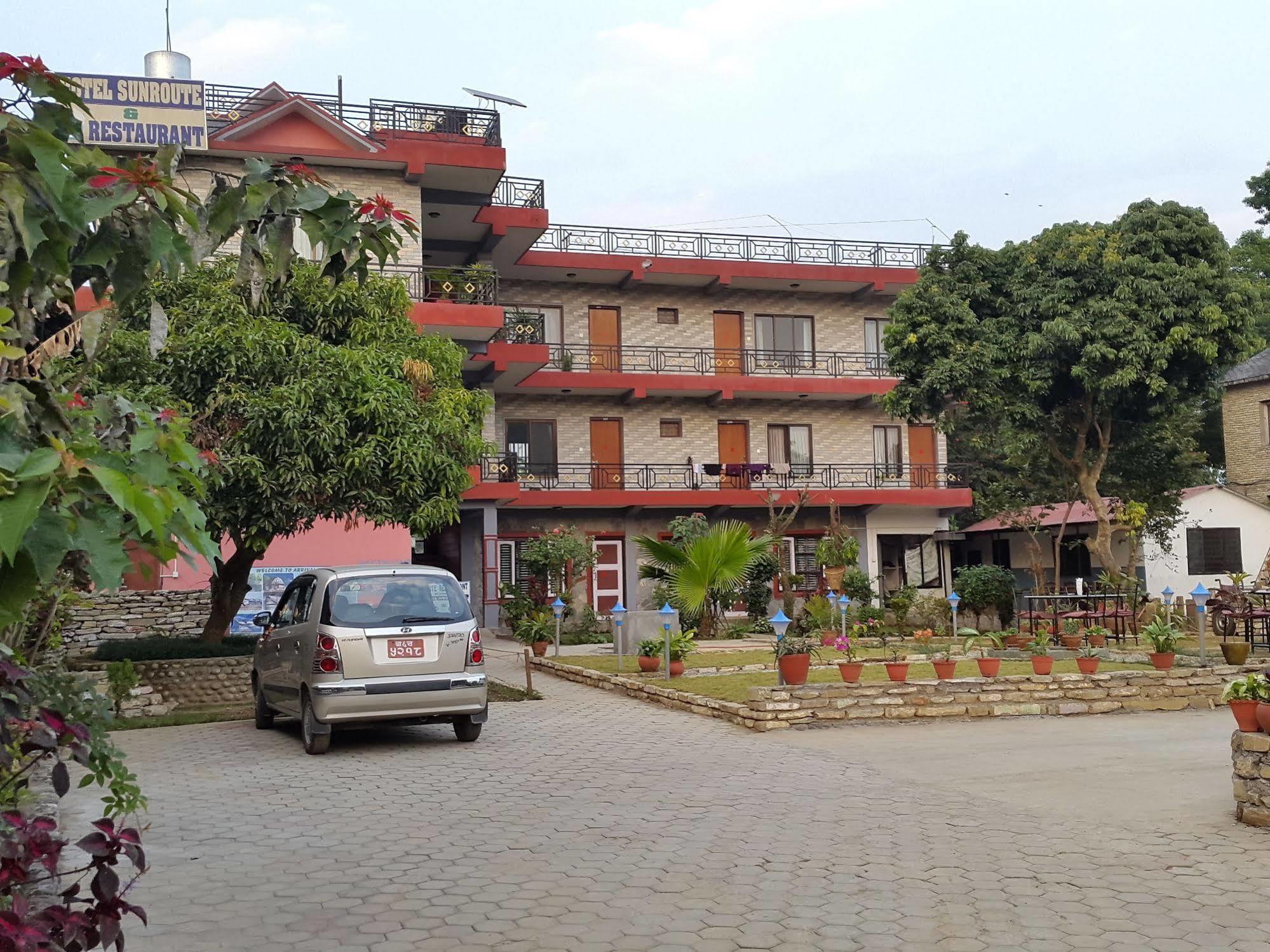 Hotel Glory Garden Pokhara Buitenkant foto