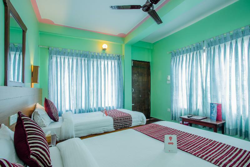 Hotel Glory Garden Pokhara Buitenkant foto