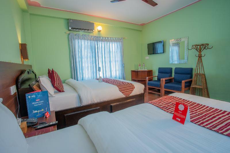 Hotel Glory Garden Pokhara Buitenkant foto