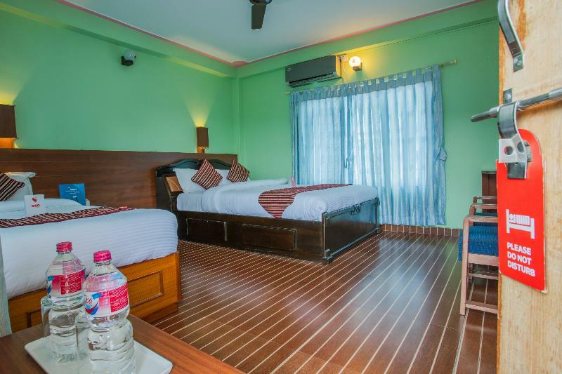 Hotel Glory Garden Pokhara Buitenkant foto
